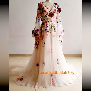 Light Champagne Floral Lace Bridal Gown//V Neck Luxury Bridal Dress